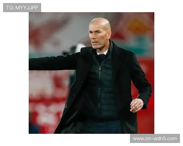 著名记者罗马诺称齐达内曾拒绝曼联执教邀请,一心等待执教法国队机会 著名记者罗马诺称齐达内曾拒绝曼联执教邀请,一心等待执教法国队机会